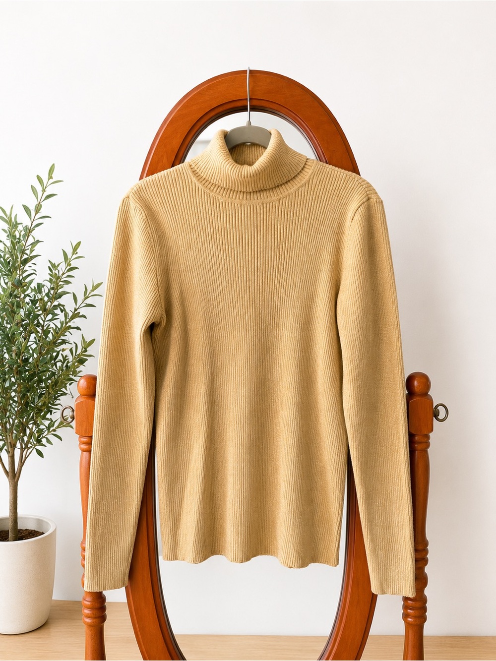 Ralph Lauren Gold Metallic Ribbed Turtle Neck Sweater